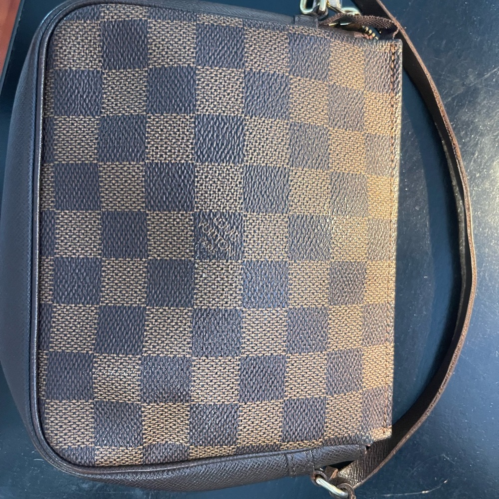 Authentic Louis Vuitton Ebere Make Up Trousse Bag